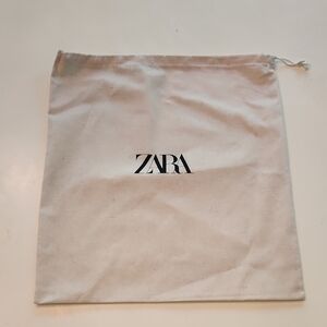 Zara Dust Bag